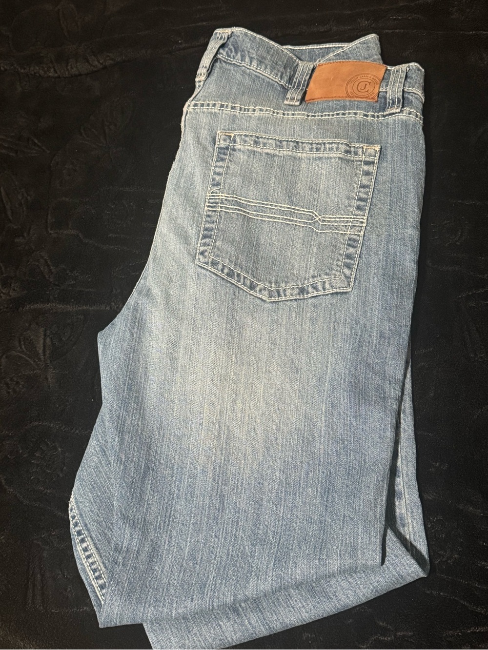 Cody James 38x30 Light Wash Denim Jeans with Leather Patch
